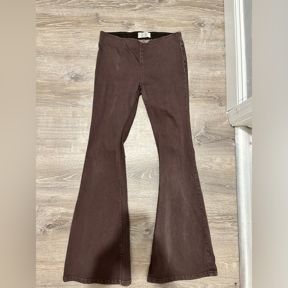 We The Free Penny Pull-On Flare Jeans - Picture 6 of 7